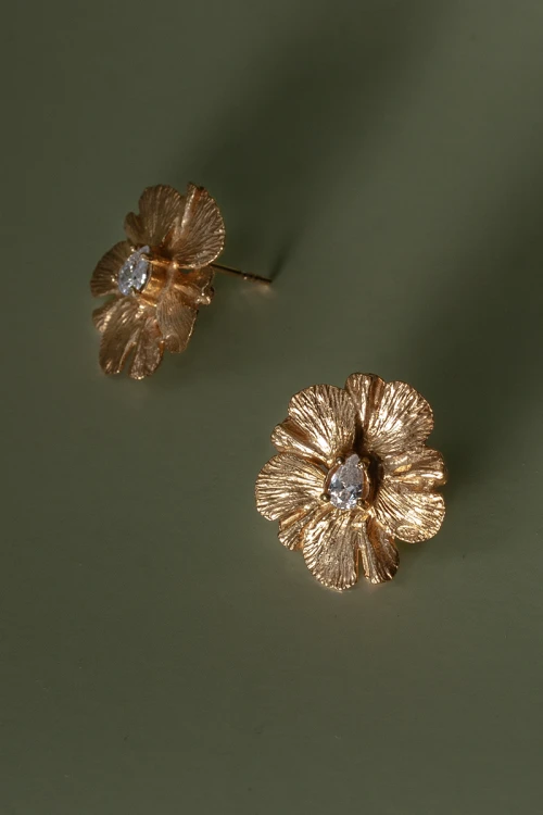 Autorskie kolczyki z pracowni Doroty Kos, kolekcja Secret Garden. Srebro pozłacane i cyrkonia.